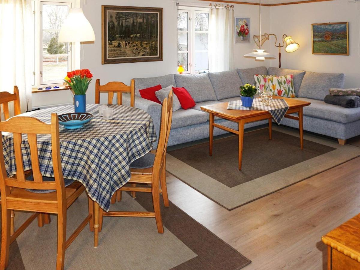 6 Person Holiday Home In Alsterbro Kättilstorp Εξωτερικό φωτογραφία